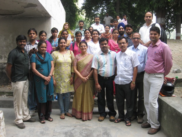 picture with who attended workshop